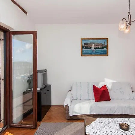 Franko 234 Gostinjska kuća